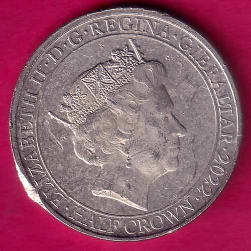 ELIZABETH II GIBRATAR D.G. REGINA GIBRALTAR 2022 HALF CROWN THE RIGHT TO LIVE IN PEACE –@HUB3484
