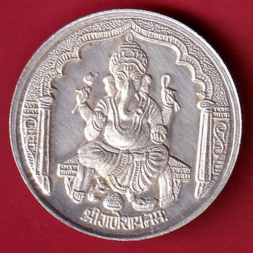 SILVER TOKEN: A.K ZAVERI SATELLITE Weight – 9.89 gm SHREE GANESHJI :- OO3282